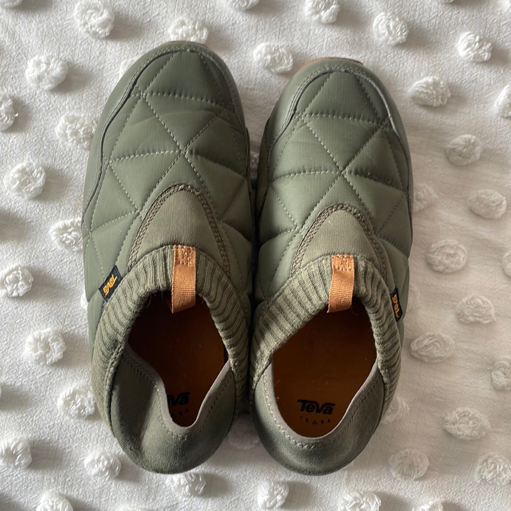 Teva Slippers